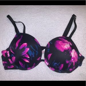 Victoria’s Secret Super Push Bra
